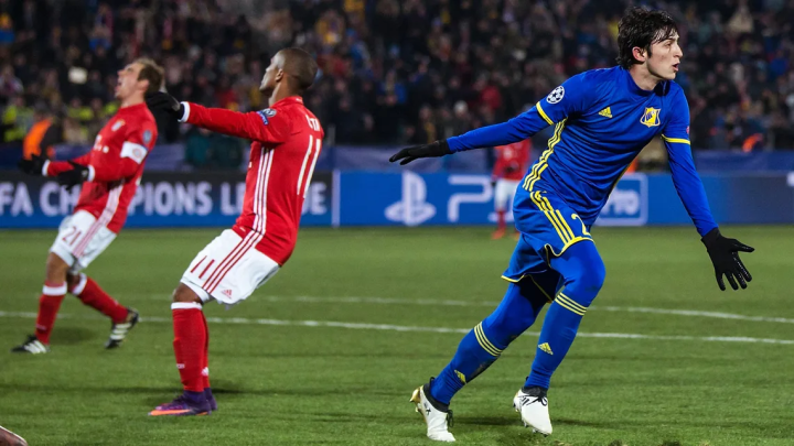 九游app-关于里程碑夜！休斯敦火箭战术微调；欧冠集结日刷纪录；信心回归；球探报告显示潜力的信息-九游app