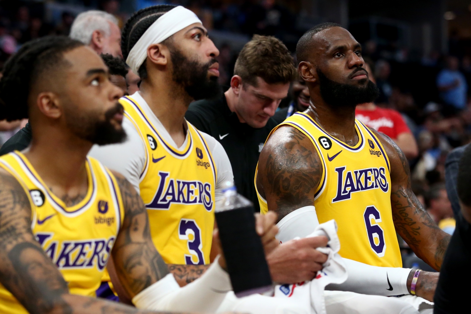 九游登录入口-冲刺阶段NBA季后赛焦点战，上海久事调整名单，压力陡增，纪律约束更严格的简单介绍-九游登录入口